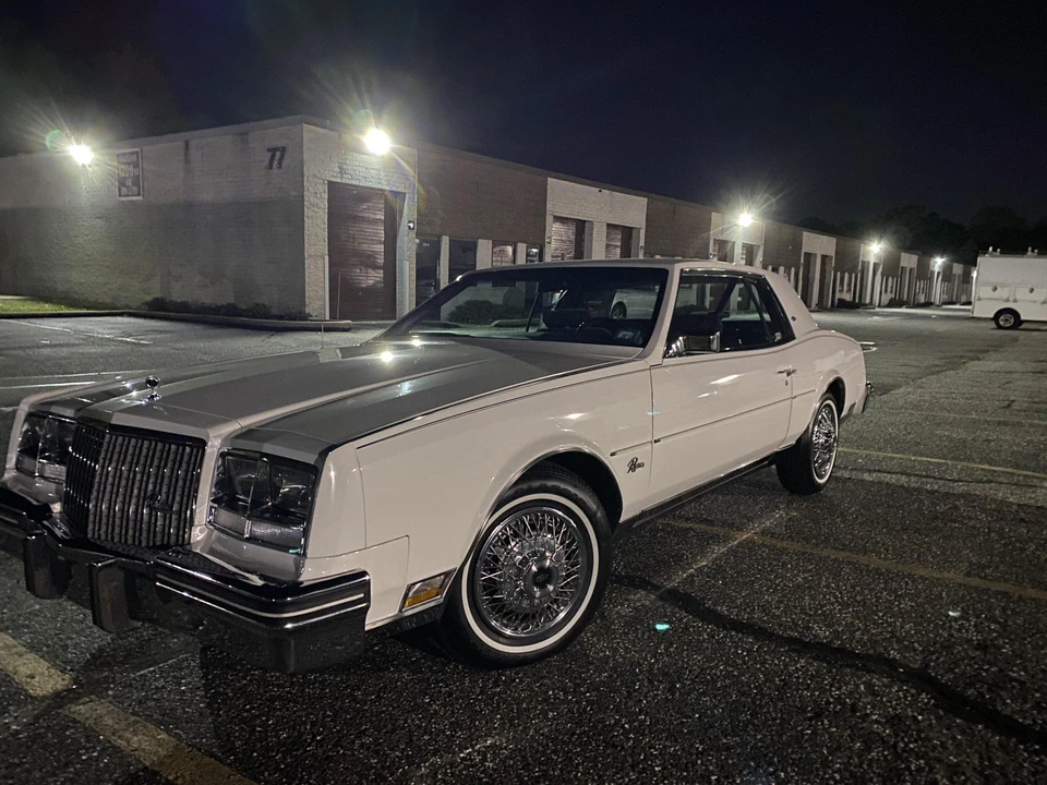 1983 Buick Riviera 4th-7th Gen - Image 18 of 31