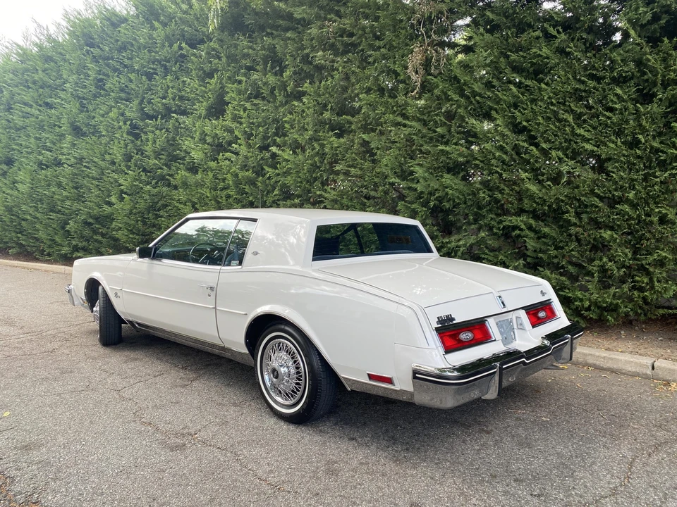 1983 Buick Riviera 4th-7th Gen - Image 15 of 31