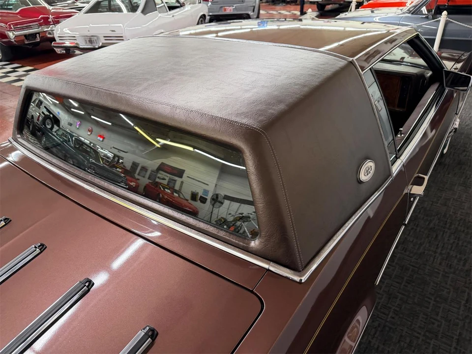 1983 Buick Riviera 4th-7th Gen - Image 14 of 31