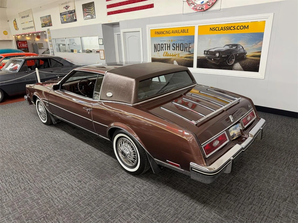 1983 Buick Riviera 4th-7th Gen - Image 3 of 31