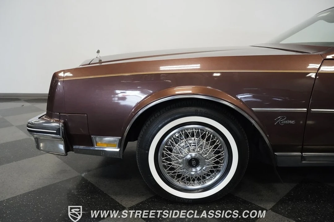 1983 Buick Riviera 4th-7th Gen - Image 17 of 21
