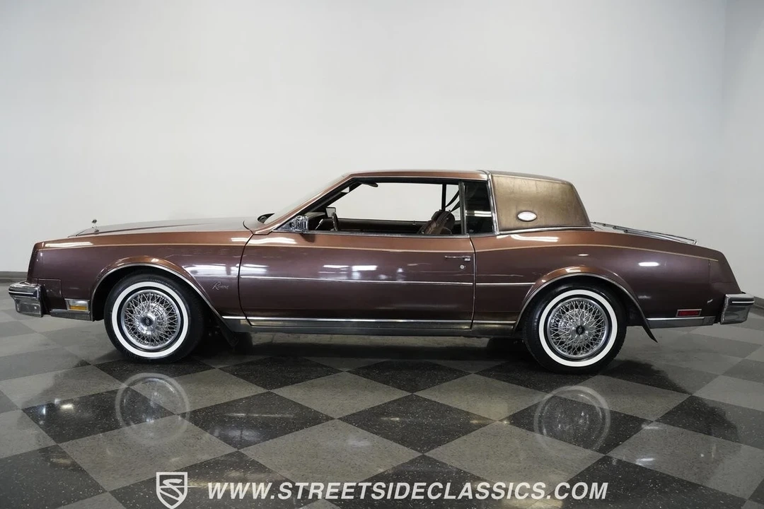1983 Buick Riviera 4th-7th Gen - Image 3 of 12