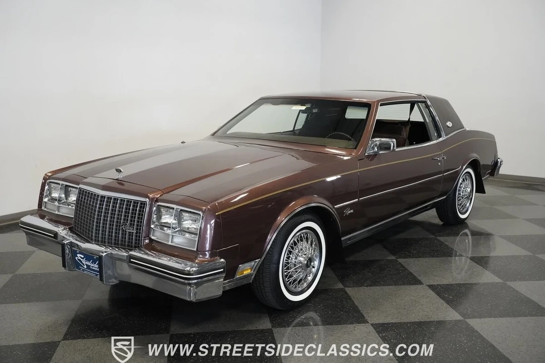 1983 Buick Riviera 4th-7th Gen - Image 10 of 12