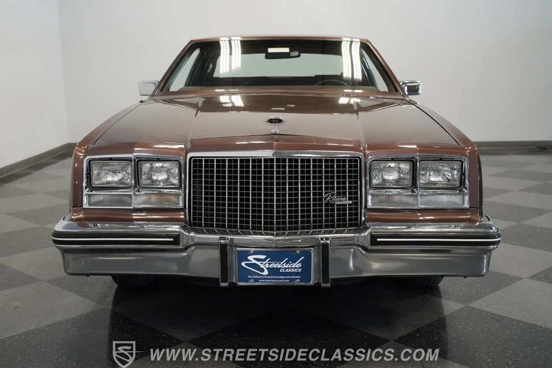 1983 Buick Riviera 4th-7th Gen - Image 7 of 12