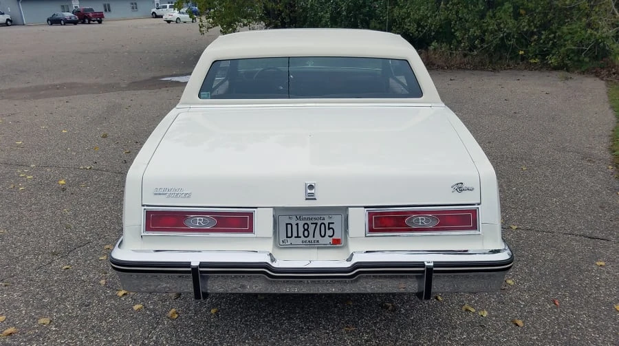1983 Buick Riviera 4th-7th Gen - Image 11 of 12