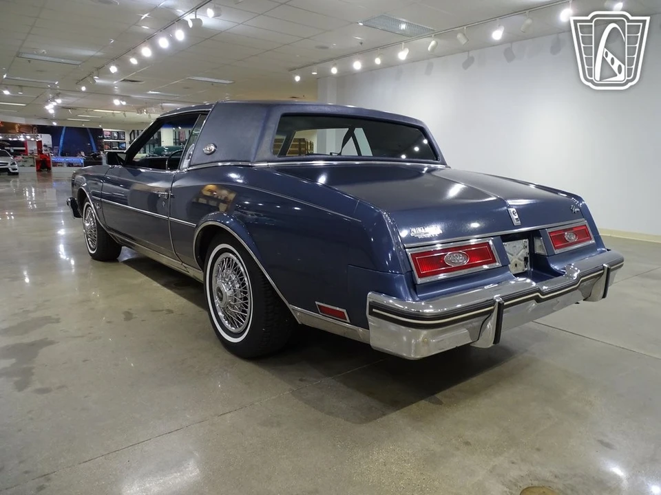 1983 Buick Riviera 4th-7th Gen - Image 10 of 12