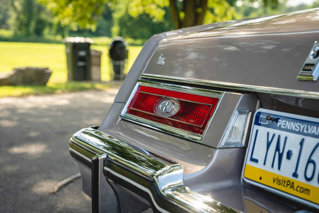 1983 Buick Riviera 4th-7th Gen - Image 26 of 31