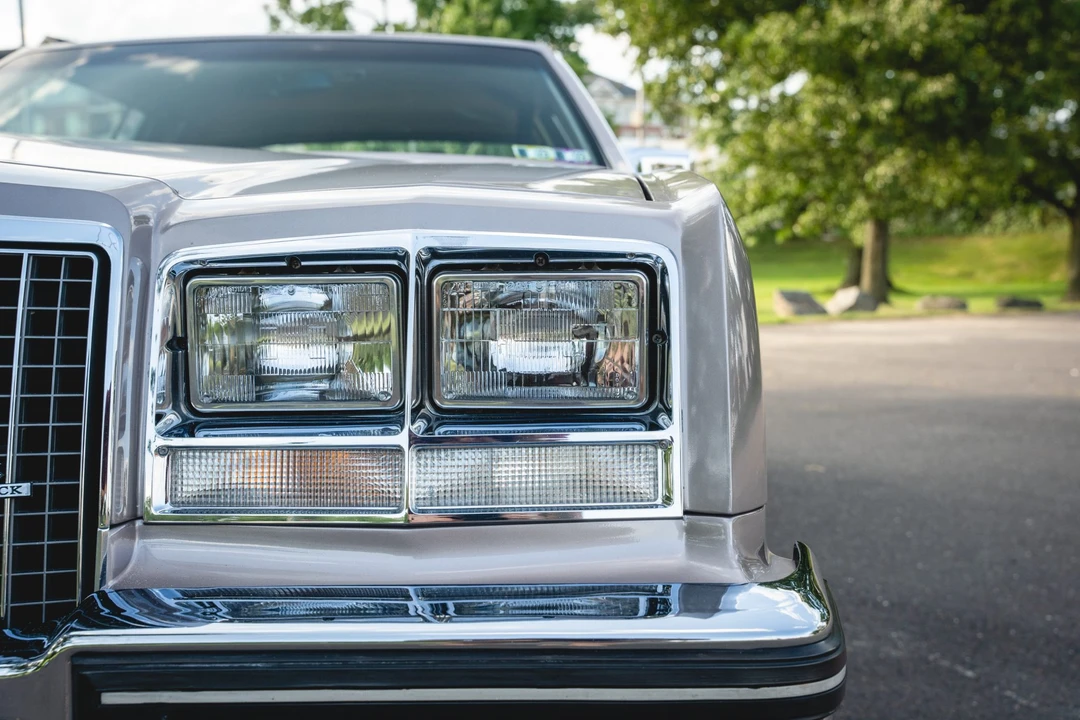 1983 Buick Riviera 4th-7th Gen - Image 19 of 31
