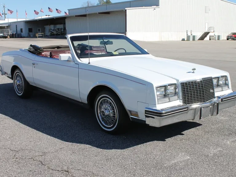 1983 Buick Riviera 4th-7th Gen - Image 2 of 2