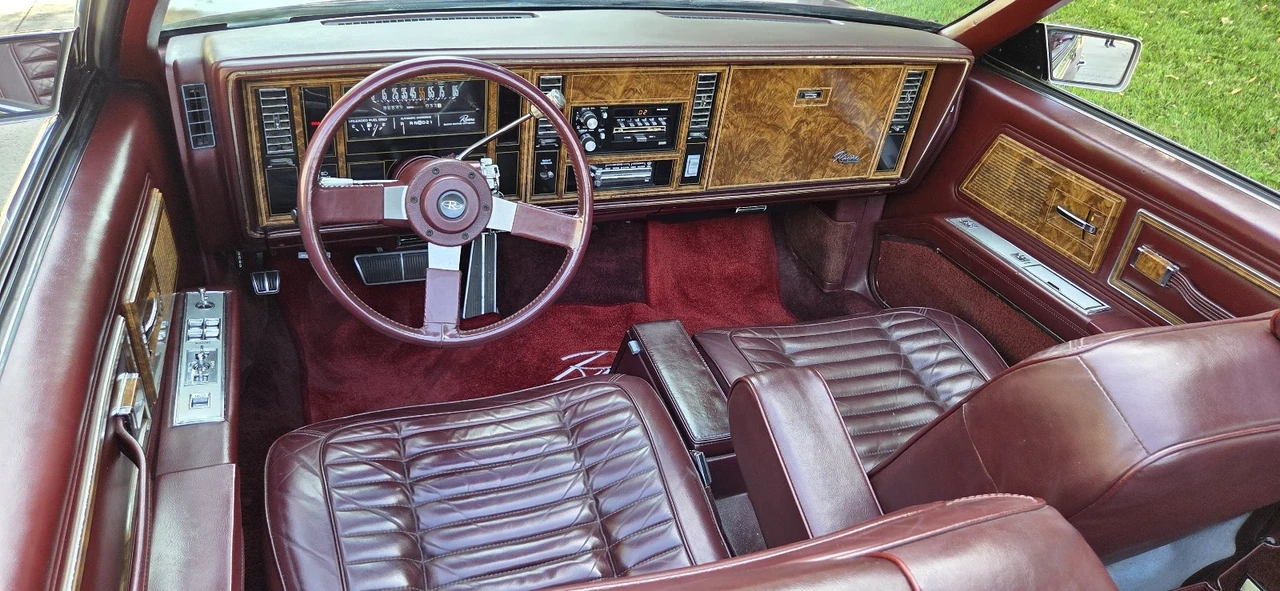 1983 Buick Riviera 4th-7th Gen - Image 26 of 31