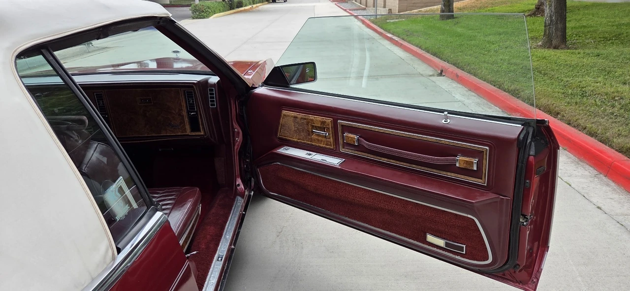 1983 Buick Riviera 4th-7th Gen - Image 30 of 31
