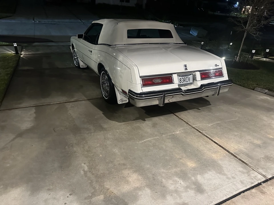 1983 Buick Riviera 4th-7th Gen - Image 2 of 4