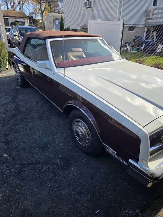 1983 Buick Riviera 4th-7th Gen - Image 2 of 10