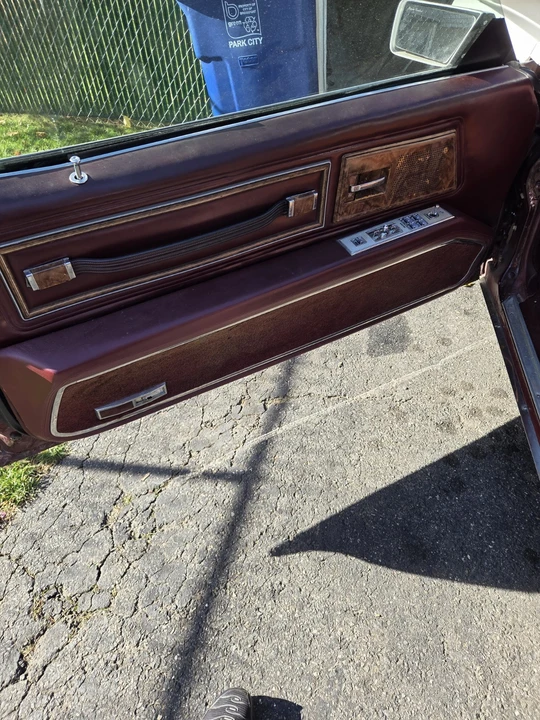 1983 Buick Riviera 4th-7th Gen - Image 3 of 10