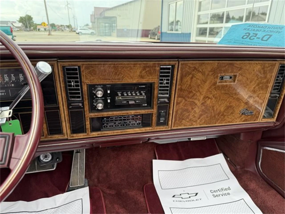 1983 Buick Riviera 4th-7th Gen - Image 19 of 28