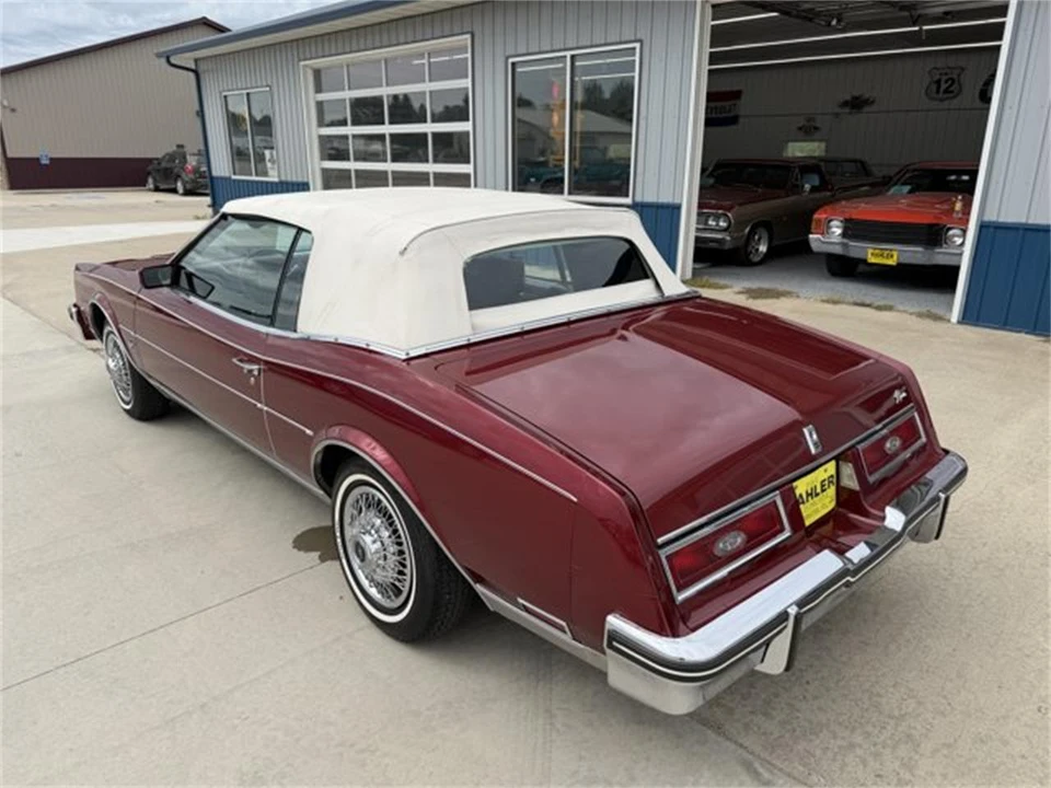 1983 Buick Riviera 4th-7th Gen - Image 6 of 28