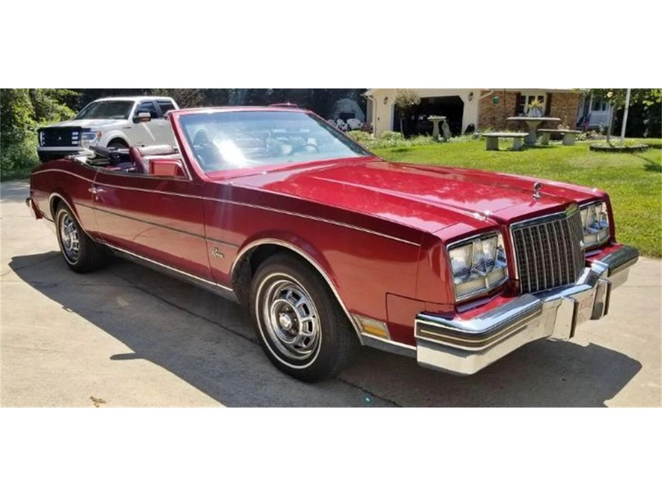 1983 Buick Riviera 4th-7th Gen - Image 3 of 30