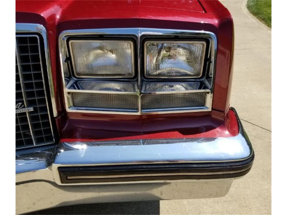 1983 Buick Riviera 4th-7th Gen - Image 13 of 30