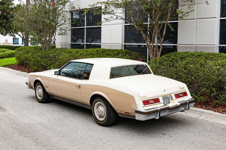 1983 Buick Riviera 4th-7th Gen - Image 6 of 12