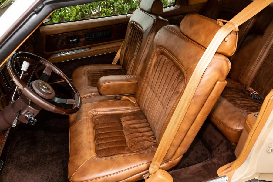 1983 Buick Riviera 4th-7th Gen - Image 4 of 12
