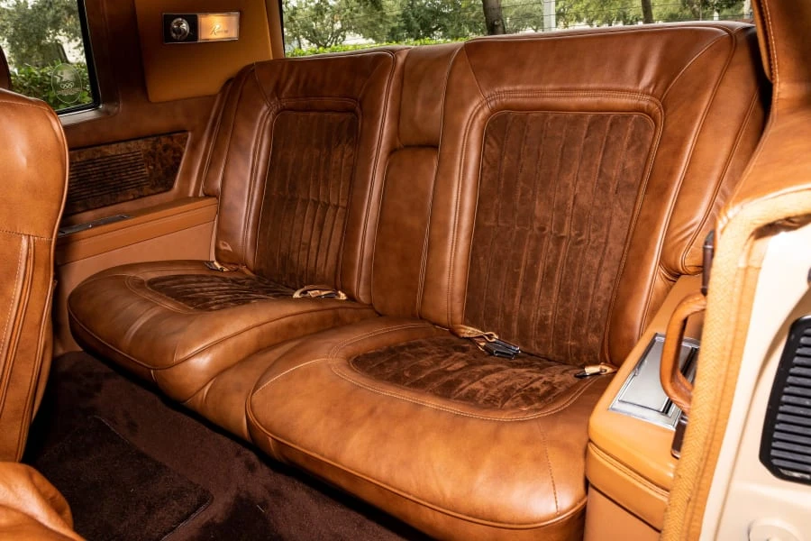 1983 Buick Riviera 4th-7th Gen - Image 8 of 12
