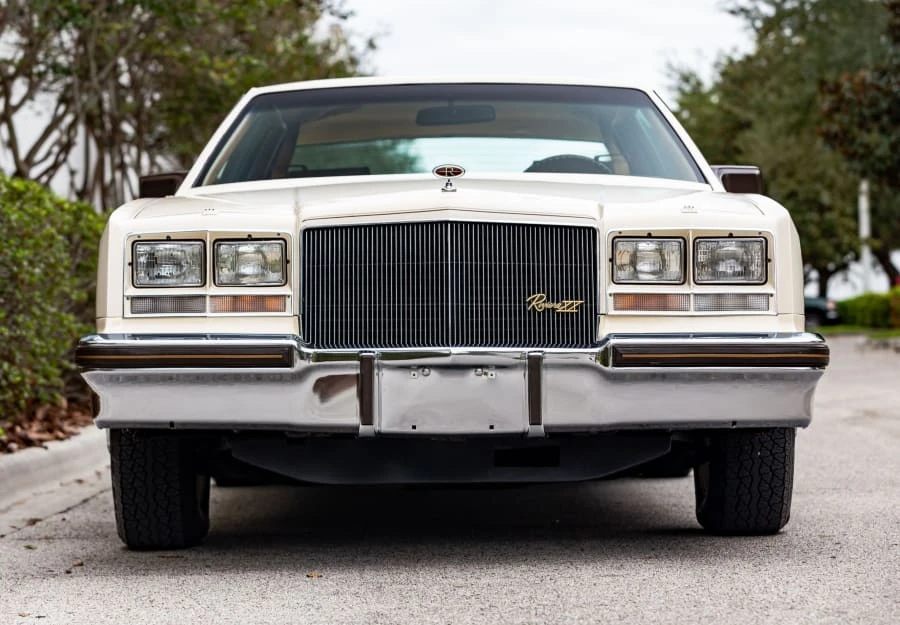 1983 Buick Riviera 4th-7th Gen - Image 11 of 12