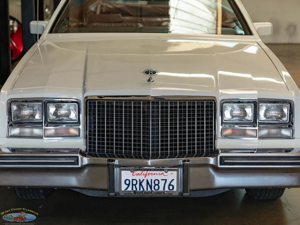 1983 Buick Riviera 4th-7th Gen - Image 16 of 21