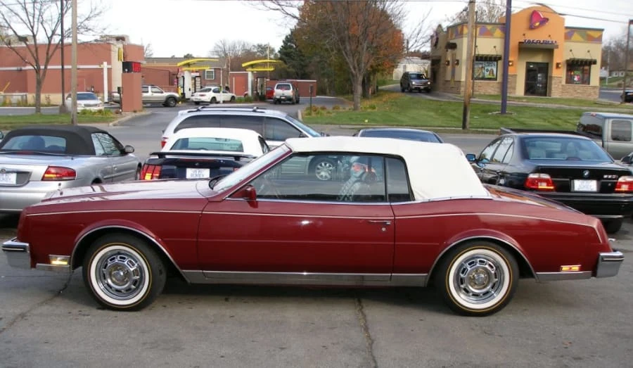 1983 Buick Riviera 4th-7th Gen - Image 2 of 7