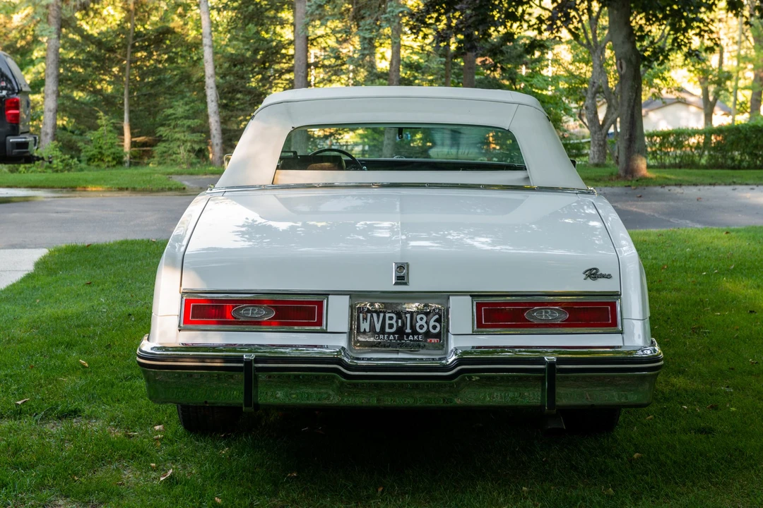 1983 Buick Riviera 4th-7th Gen - Image 5 of 31