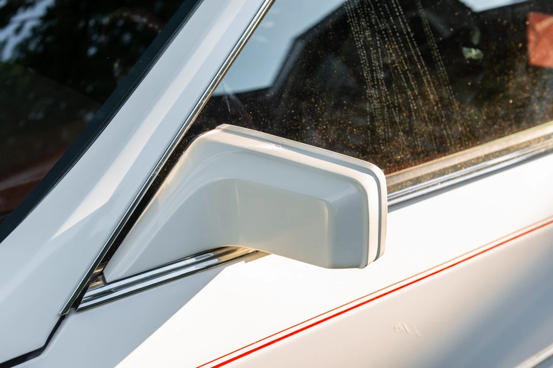 1983 Buick Riviera 4th-7th Gen - Image 25 of 31