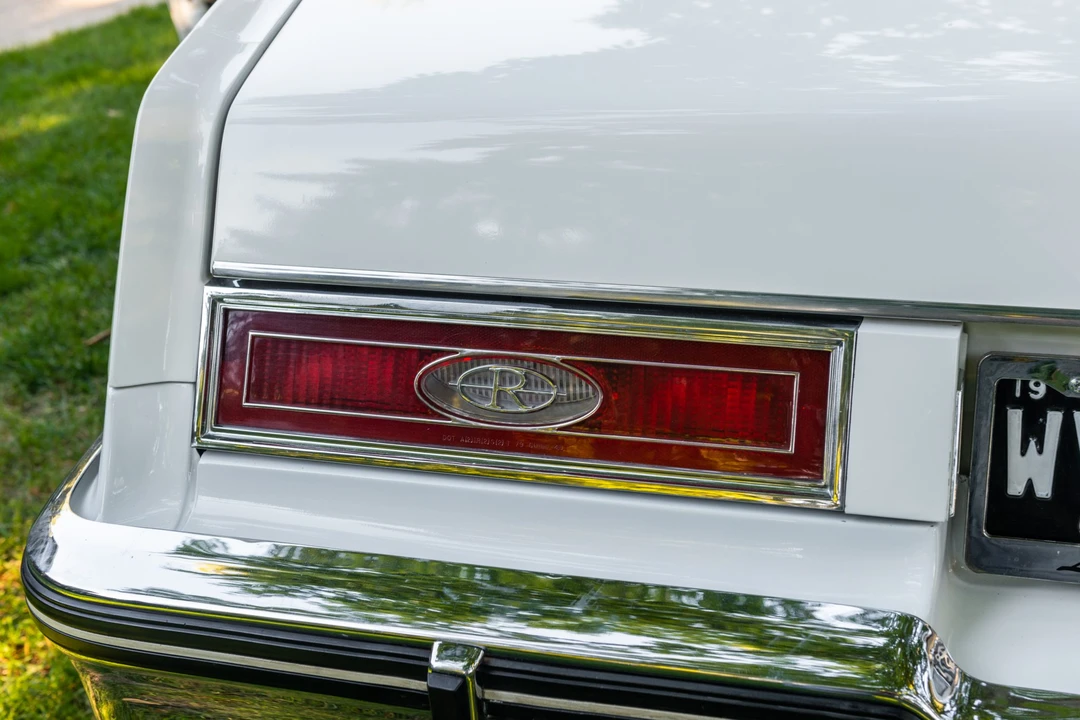 1983 Buick Riviera 4th-7th Gen - Image 21 of 31