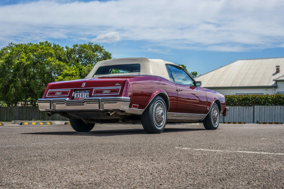 1983 Buick Riviera 4th-7th Gen - Image 13 of 21