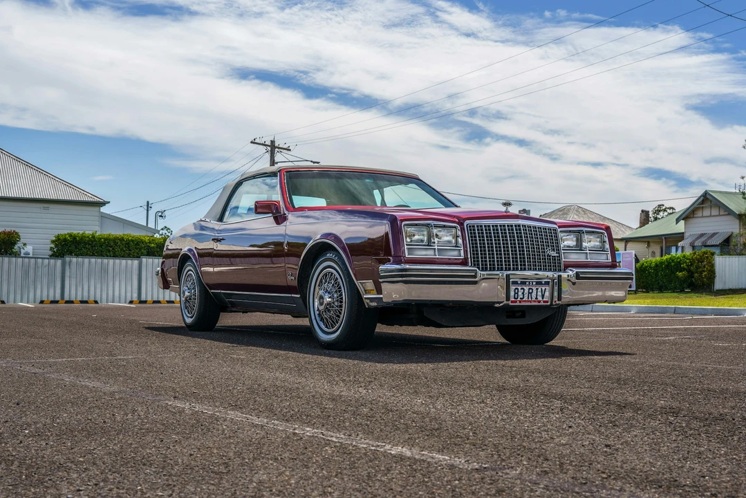 1983 Buick Riviera 4th-7th Gen - Image 11 of 21