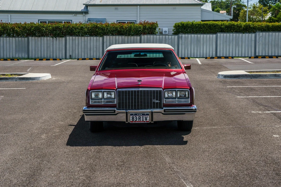 1983 Buick Riviera 4th-7th Gen - Image 18 of 21