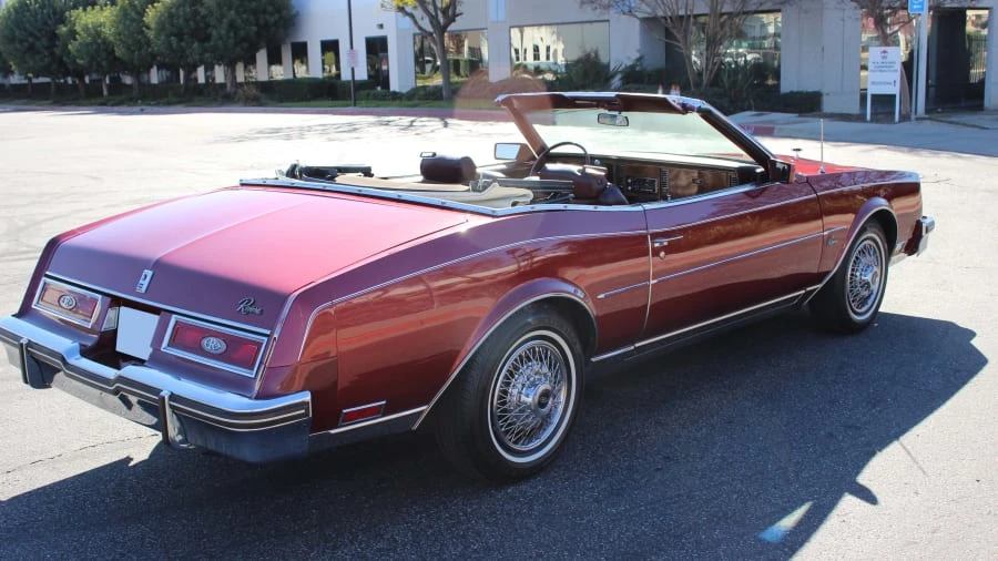 1983 Buick Riviera 4th-7th Gen - Image 2 of 8