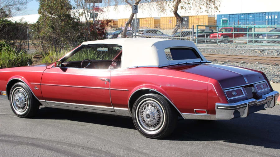 1983 Buick Riviera 4th-7th Gen - Image 5 of 8