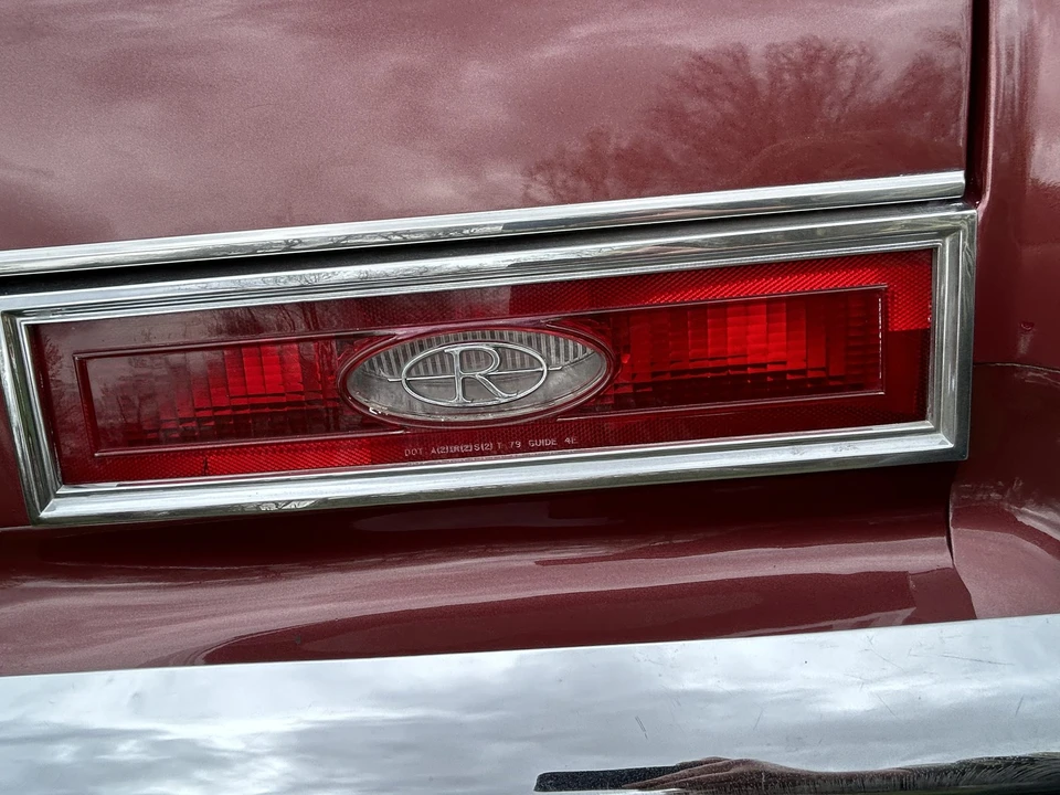 1983 Buick Riviera 4th-7th Gen - Image 30 of 31