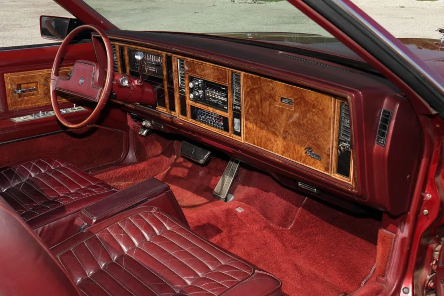 1983 Buick Riviera 4th-7th Gen - Image 17 of 29