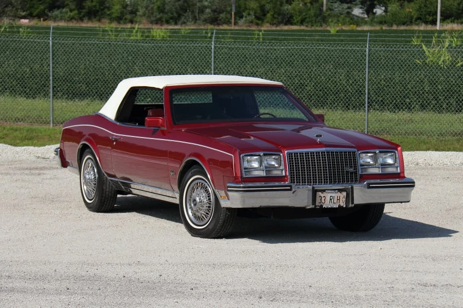 1983 Buick Riviera 4th-7th Gen - Image 13 of 29