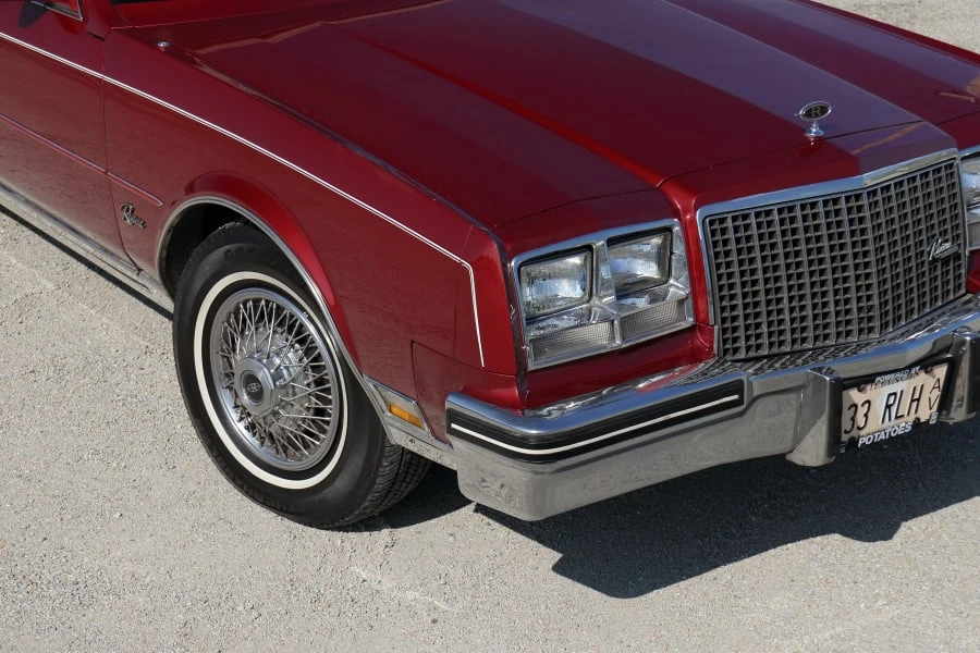 1983 Buick Riviera 4th-7th Gen - Image 16 of 29