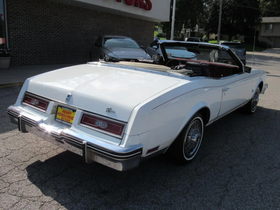 1983 Buick Riviera 4th-7th Gen - Image 12 of 31