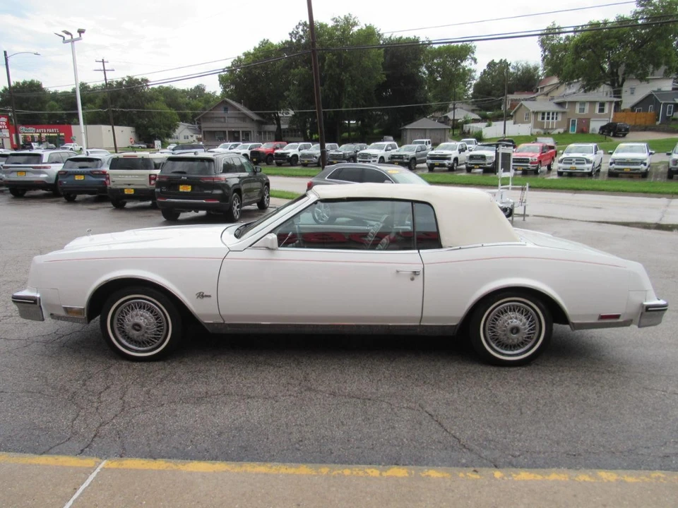 1983 Buick Riviera 4th-7th Gen - Image 13 of 31