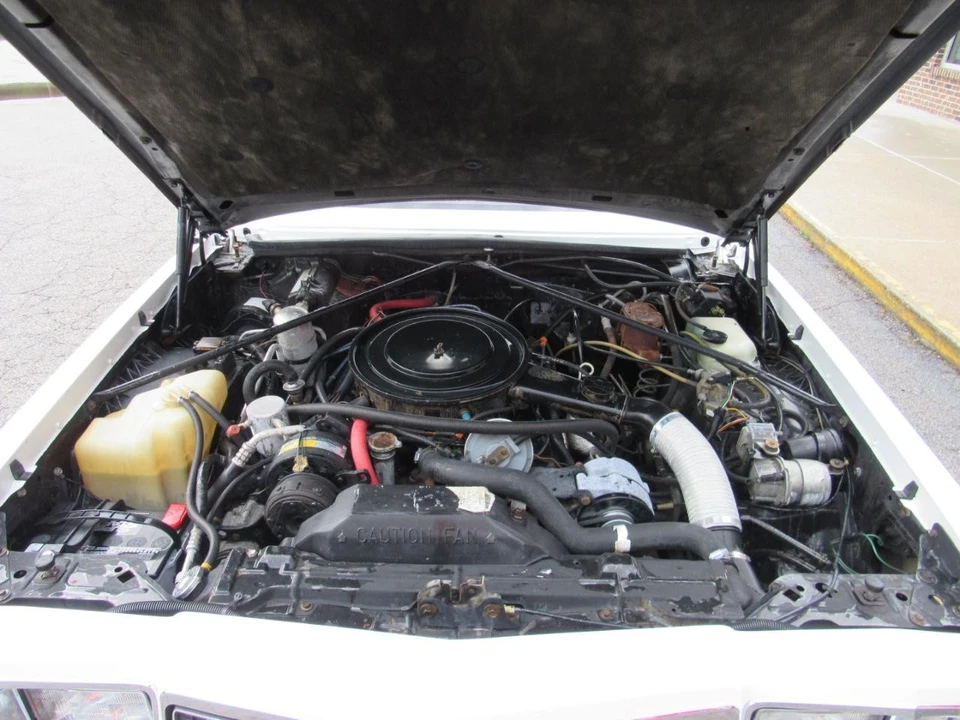 1983 Buick Riviera 4th-7th Gen - Image 19 of 31