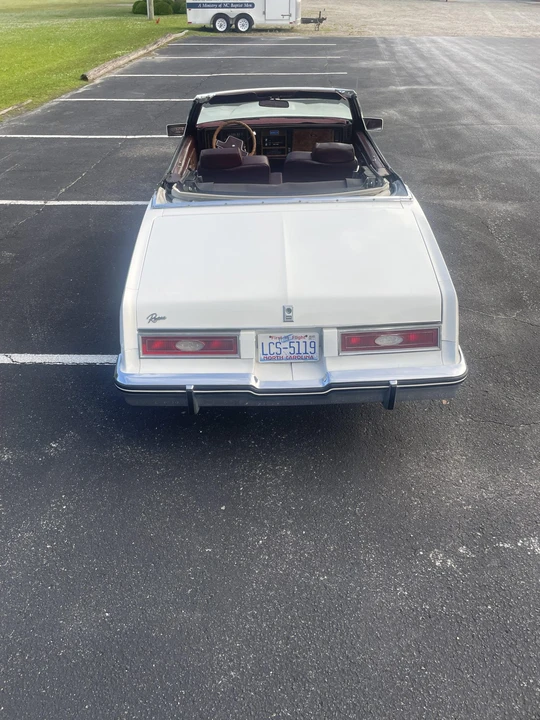 1983 Buick Riviera 4th-7th Gen - Image 14 of 31