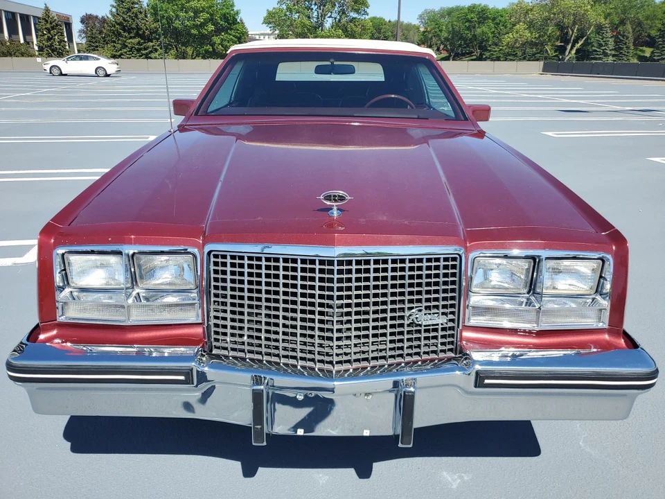 1983 Buick Riviera 4th-7th Gen - Image 20 of 31
