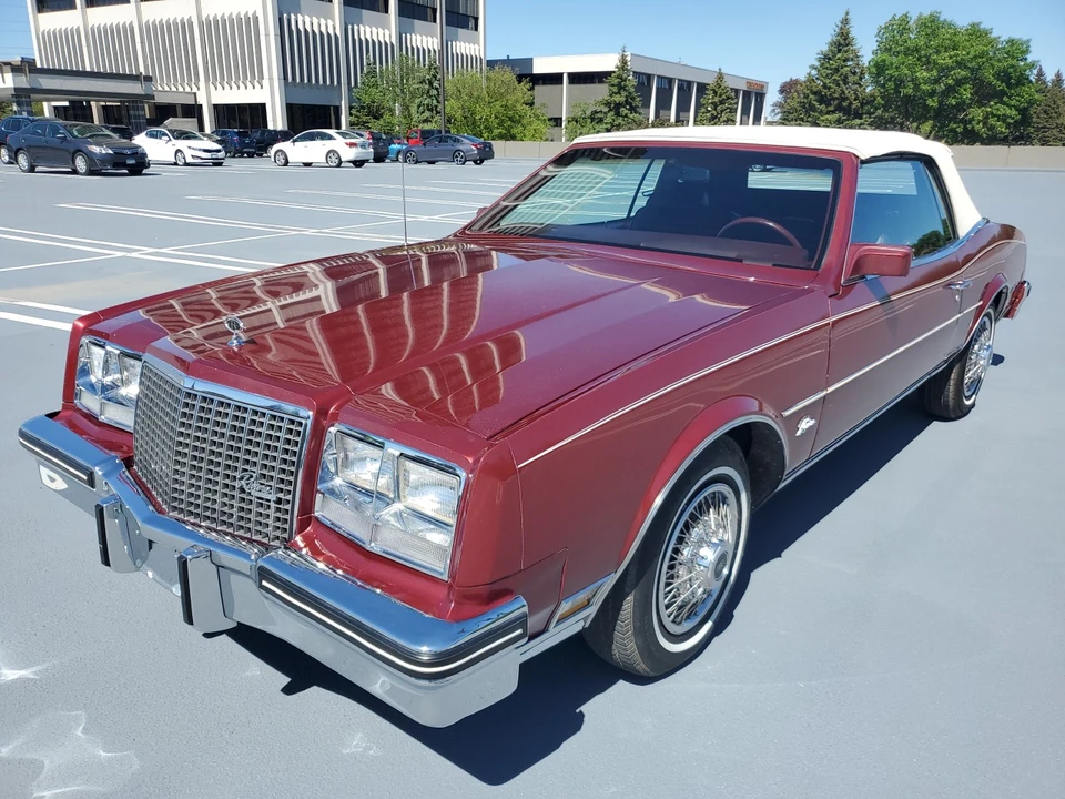 1983 Buick Riviera 4th-7th Gen - Image 2 of 31