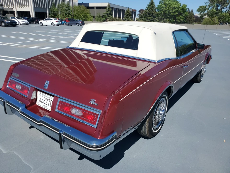 1983 Buick Riviera 4th-7th Gen - Image 12 of 31