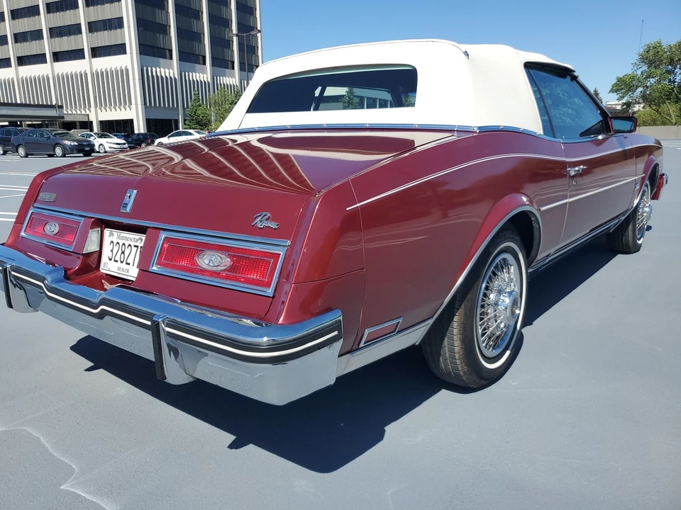 1983 Buick Riviera 4th-7th Gen - Image 13 of 31