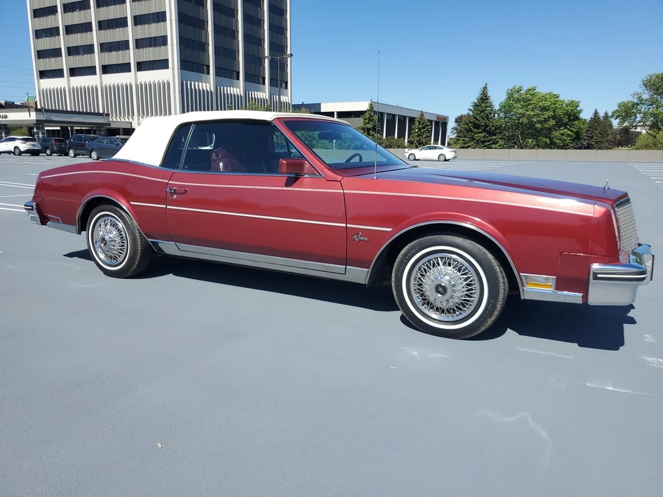 1983 Buick Riviera 4th-7th Gen - Image 17 of 31