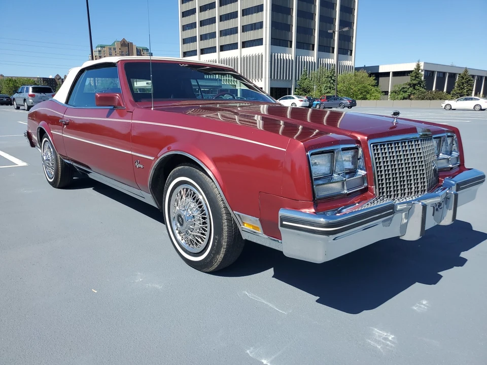 1983 Buick Riviera 4th-7th Gen - Image 19 of 31